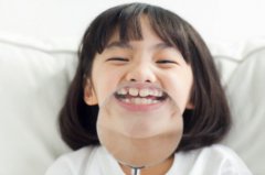 宝宝护牙三误区要警惕