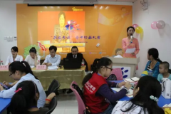 <b>【亲子活动】“再见青运”亲子绘画比赛现场花絮  充满欢乐与亲情</b>